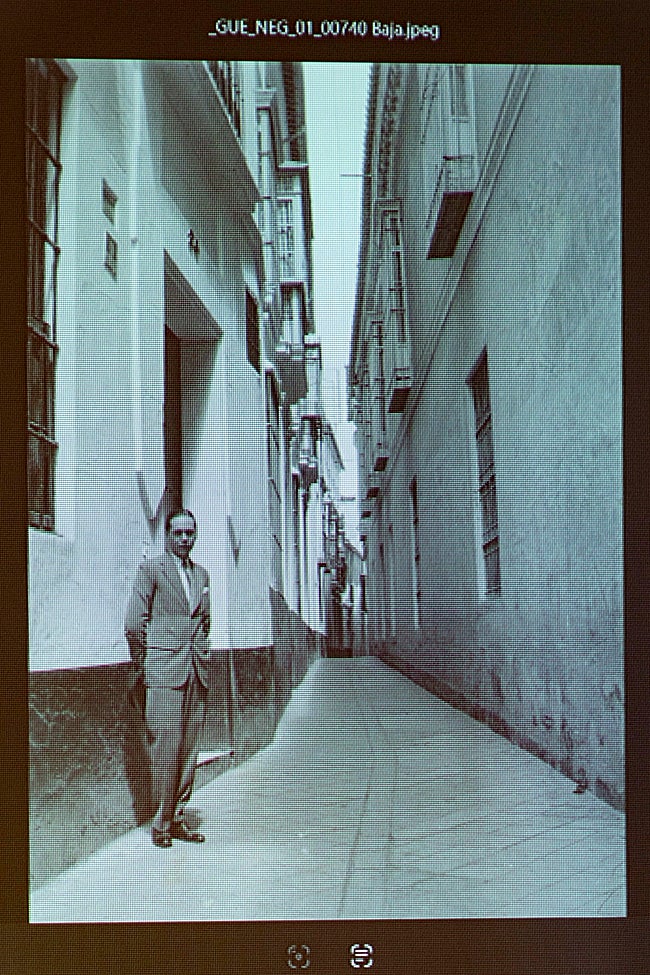 Pedro Salinas en la calle del Aire de Murcia, fotografía favorita de Juan Manuel Bonet.