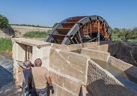 Una de las norias, tras su rehabilitación.