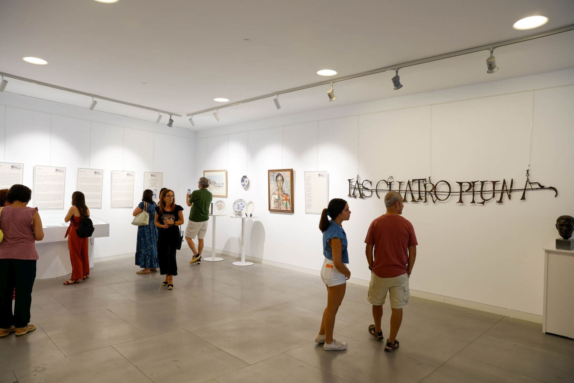 Inauguración de la exposición que homenajea a &#039;Las Cuatro Plumas&#039; de Águilas, en imágenes