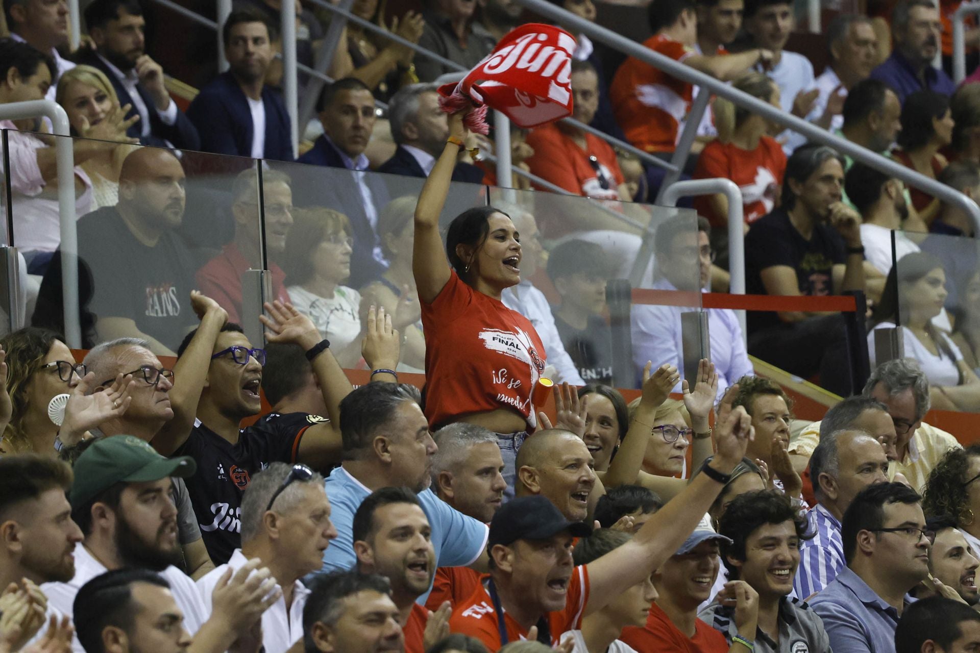 La victoria del Jimbee ante el Barcelona, en imágenes
