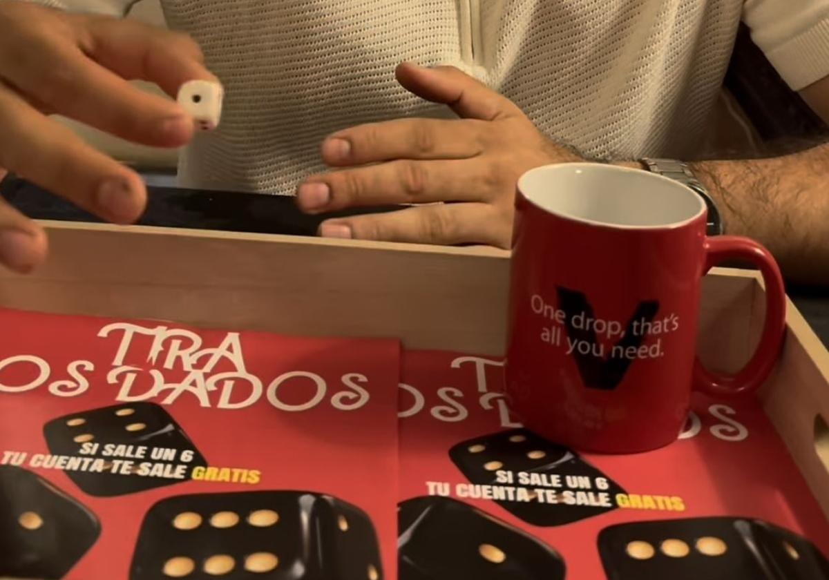 Come gratis en un conocido restaurante de Murcia: no pagas si al tirar un dado sale un seis.