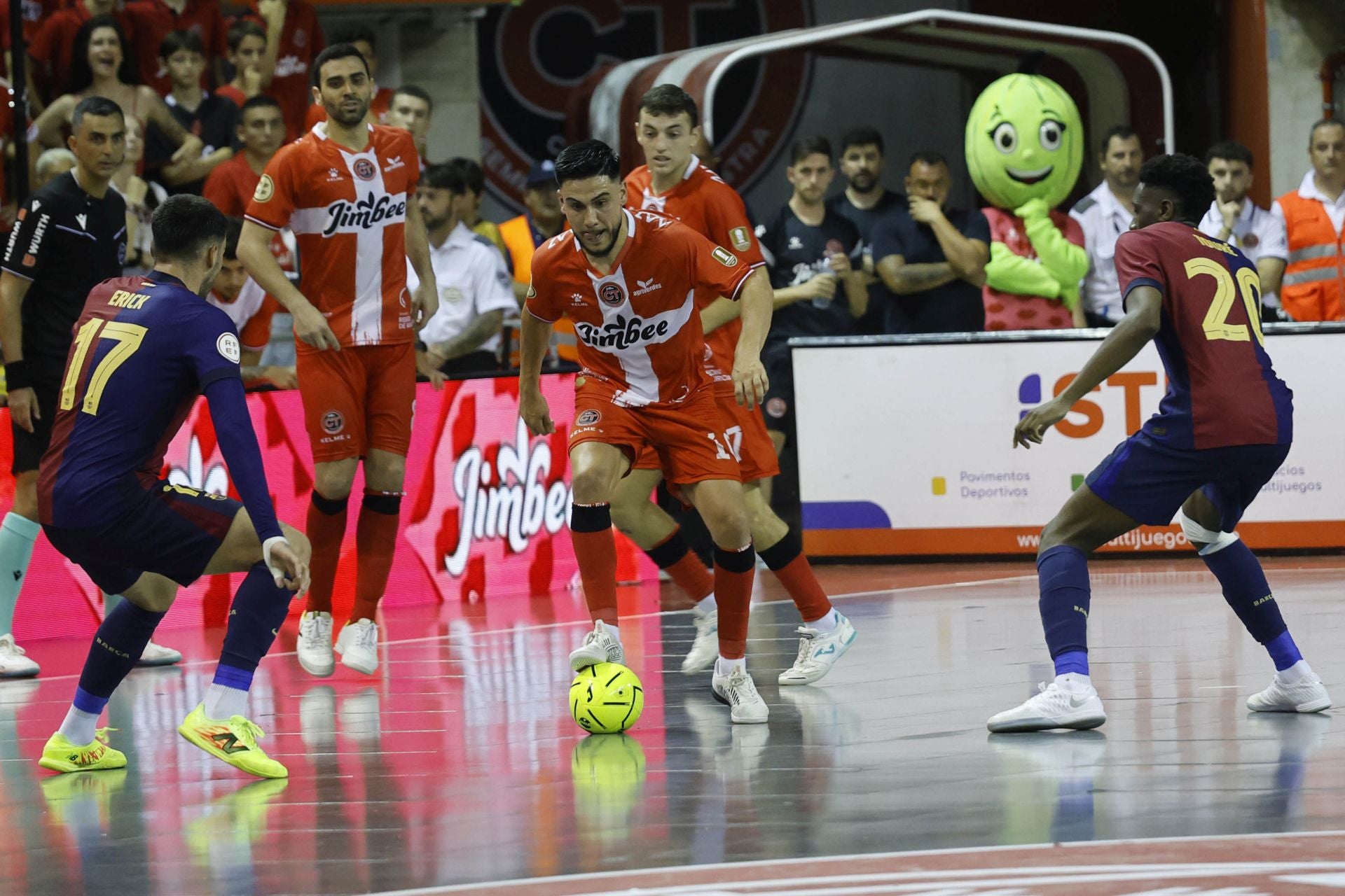 La victoria del Jimbee ante el Barcelona, en imágenes
