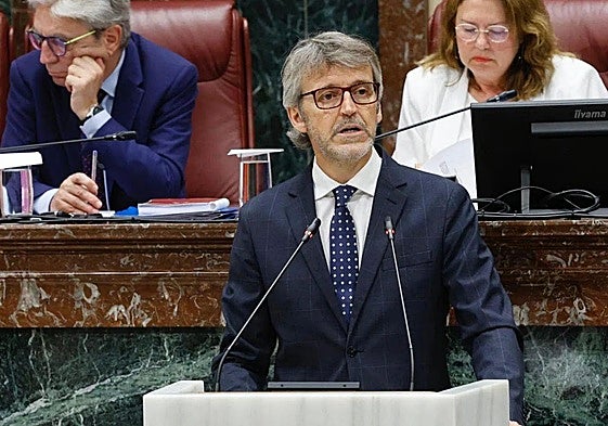 Luis Alberto Marín.