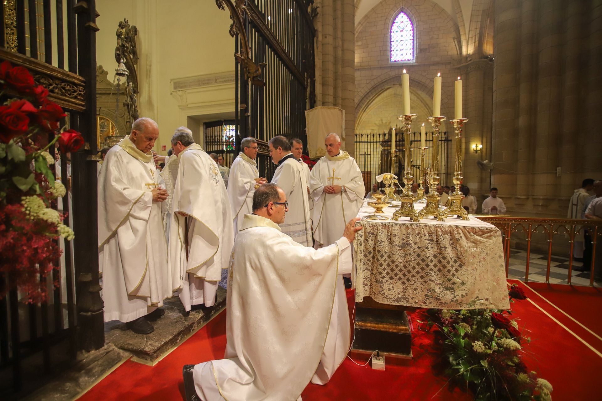 El obispo de la Diócesis de Cartagena celebra sus bodas de oro sacerdotales, en imágenes
