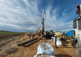 Sondeo de investigación realizado por el Ministerio para analizar el acuífero del Campo de Cartagena.