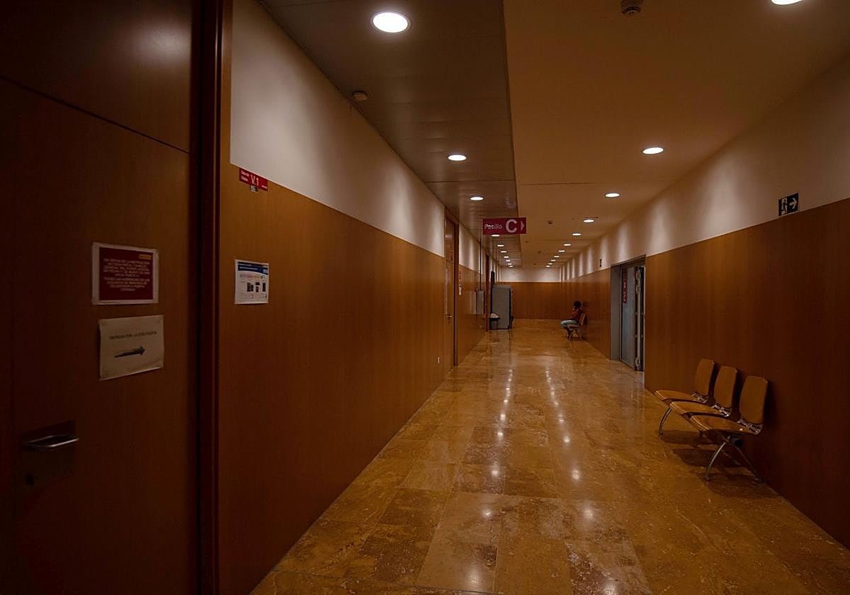 La Ciudad de la Justicia de Murcia vacía por la huelga de jueces y fiscales.