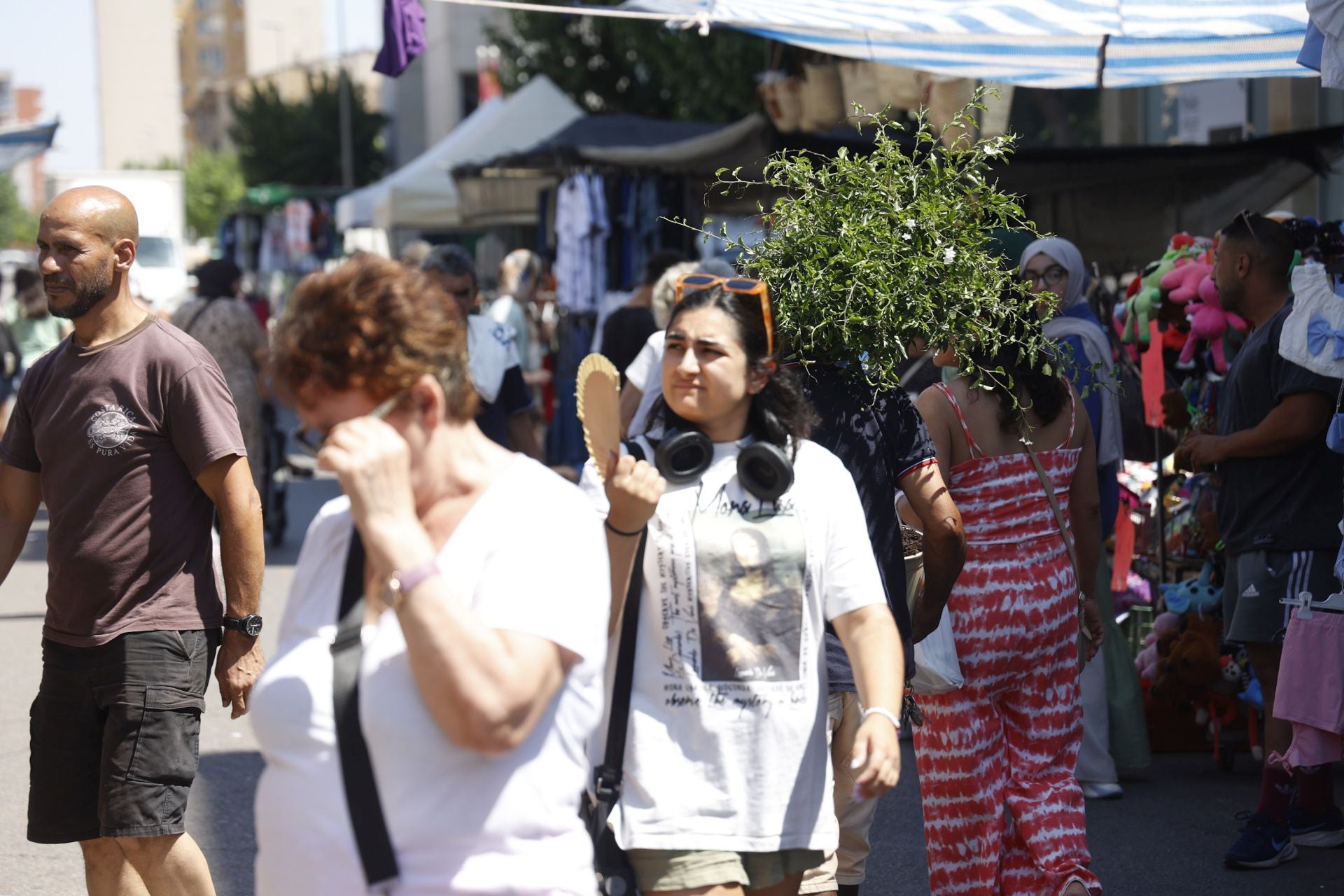 Calor en el mercado del Cénit de Cartagena, en imágenes