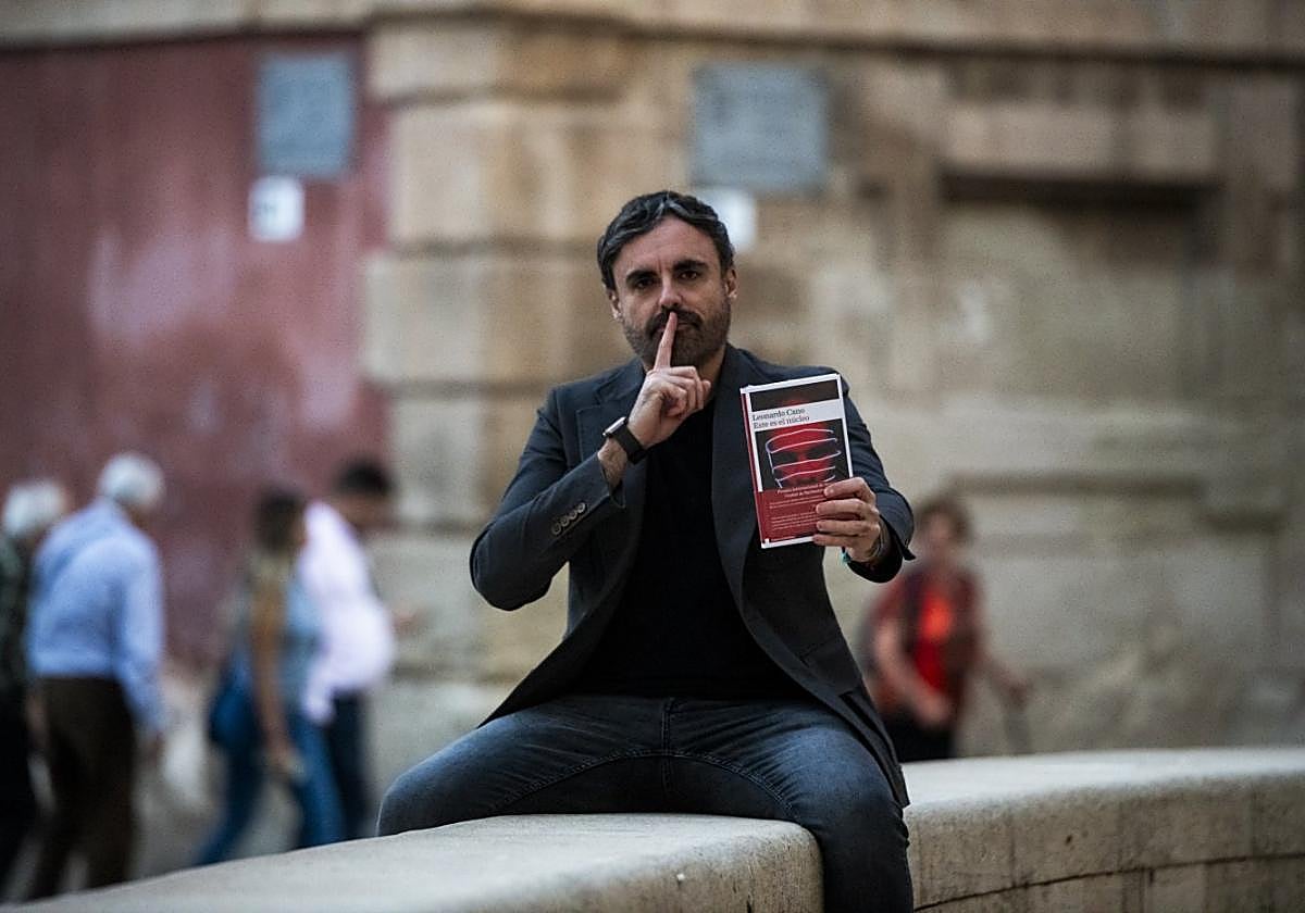 'Este es el núcleo', de Leonardo Cano, es una de las últimas obras de autores murcianos adquiridas para incorporar a la biblioteca.