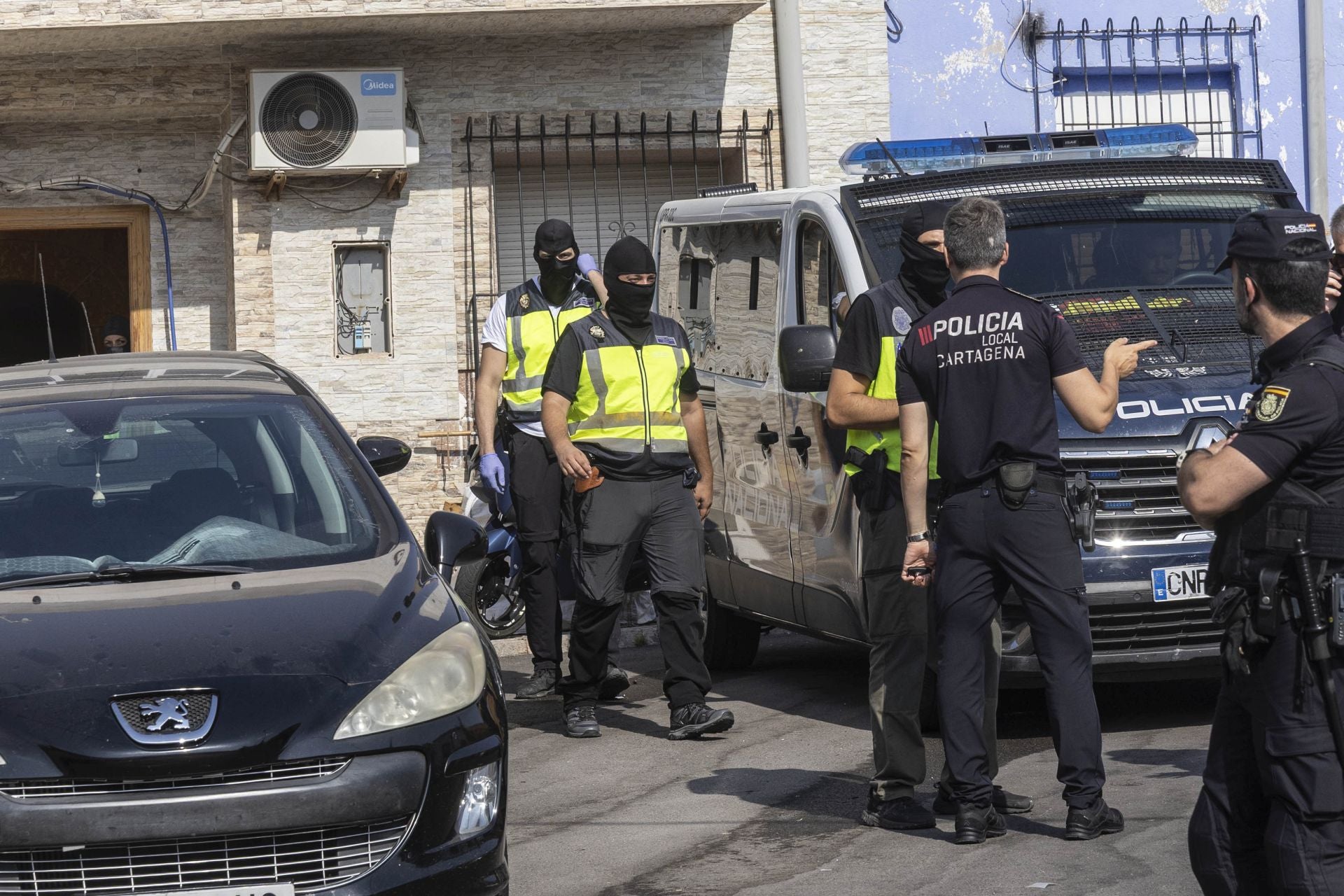 La redada en Los Mateos, en imágenes