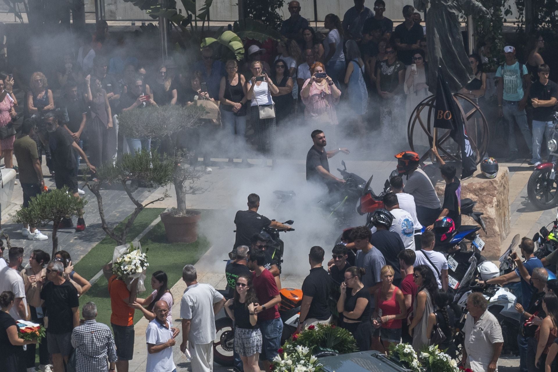 El último adiós de San Javier al piloto Borja Gómez, en imágenes