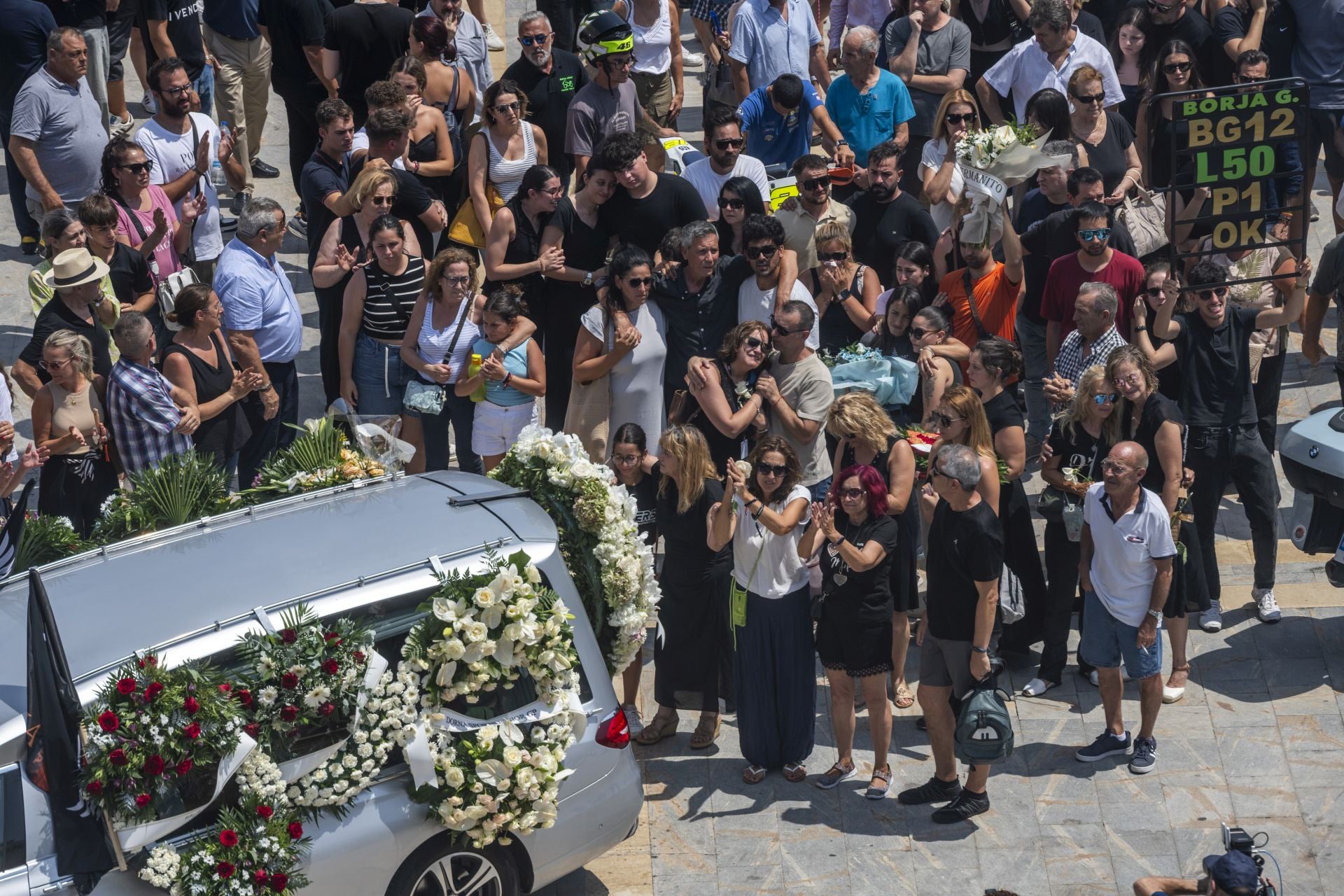 El último adiós de San Javier al piloto Borja Gómez, en imágenes