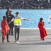 Varios menores migrantes llegan en cayuco a Lanzarote el 6 de enero