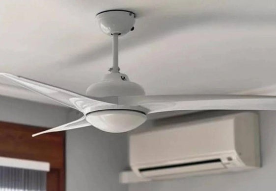 Imagen de archivo de un ventilador de techo.