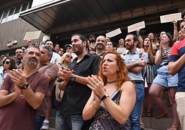 Protesta en la Consejería de Educación, este miércoles.