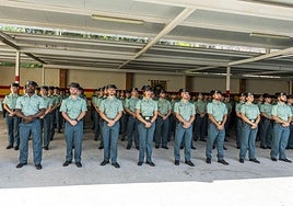 Los nuevos agentes durante la presentación en la Comandancia de la Guardia Civil
