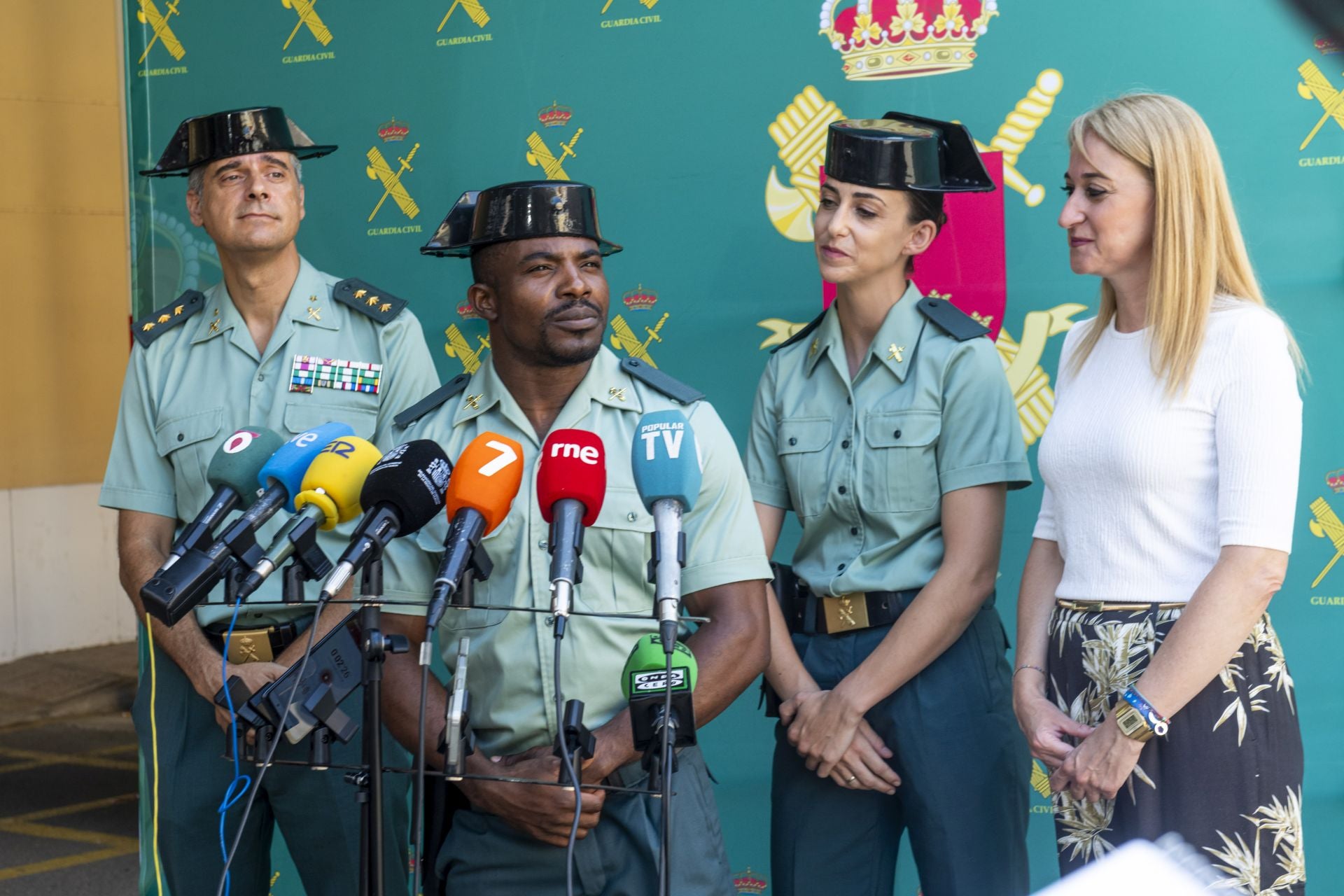 La presentación como guardia civil del camerunés Jean Paul, en imágenes