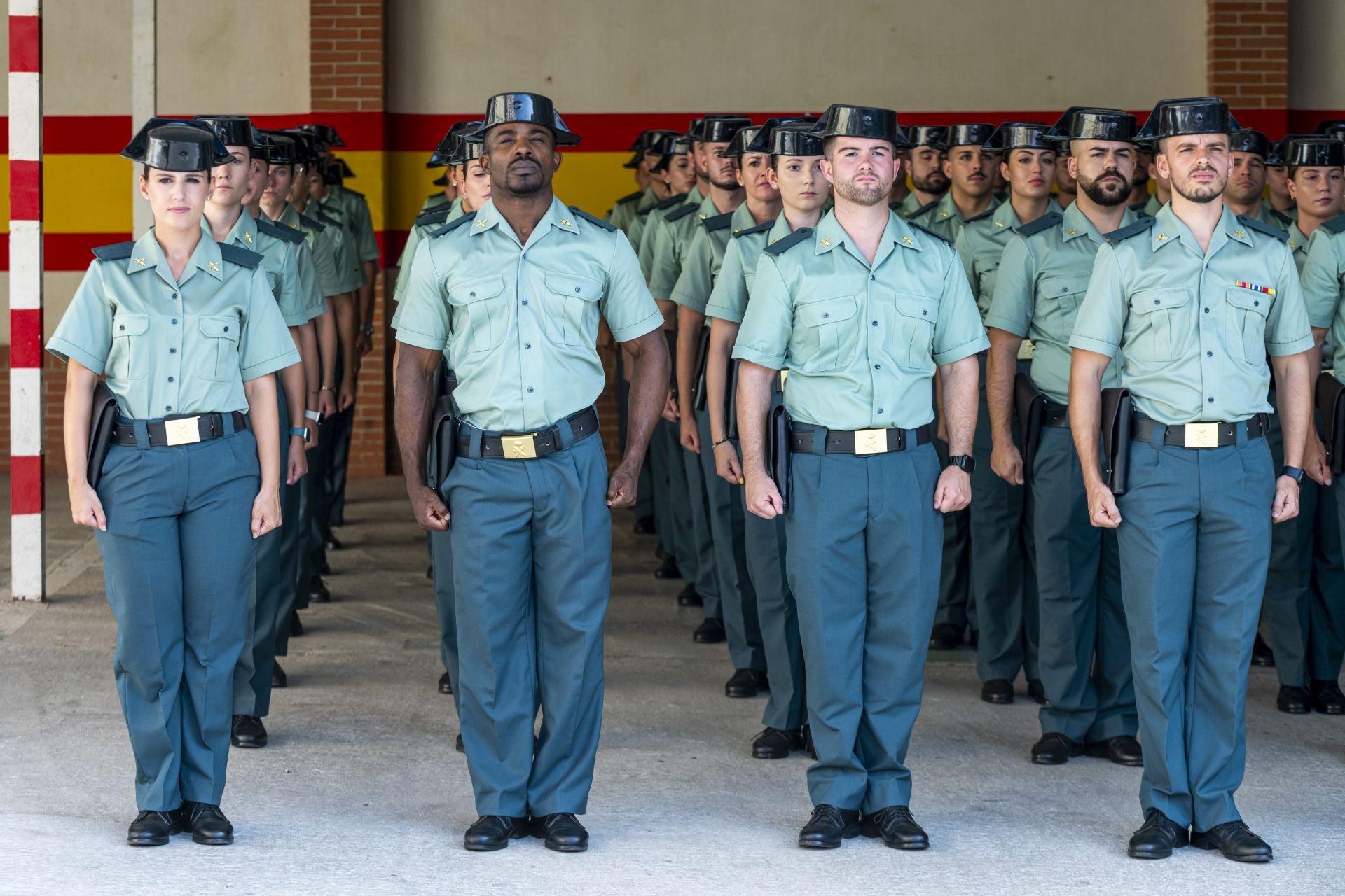 La presentación como guardia civil del camerunés Jean Paul, en imágenes
