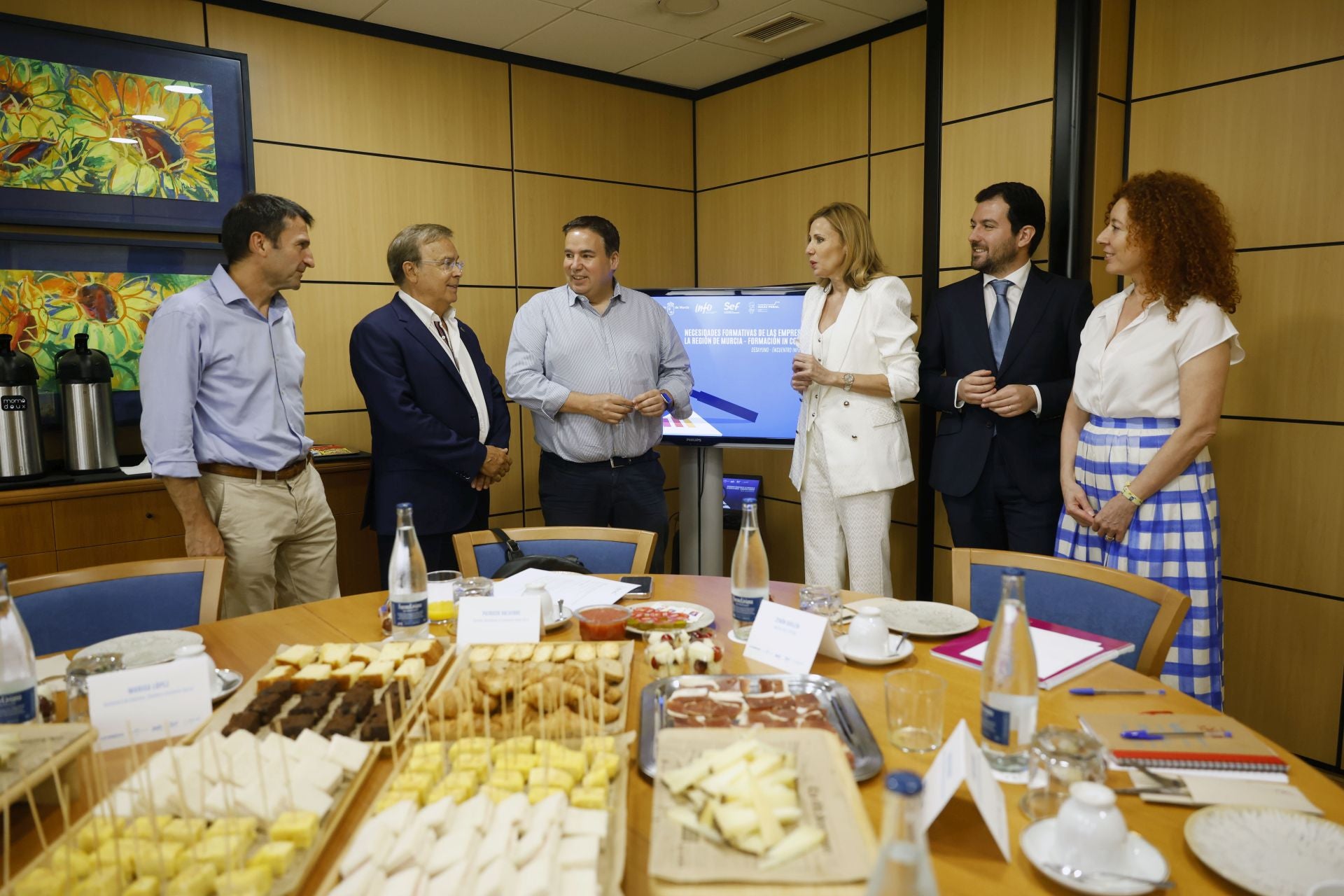 Desayuno informativo &#039;Necesidades formativas de las empresas de la Región de Murcia-Formación in Company&#039;, en imágenes