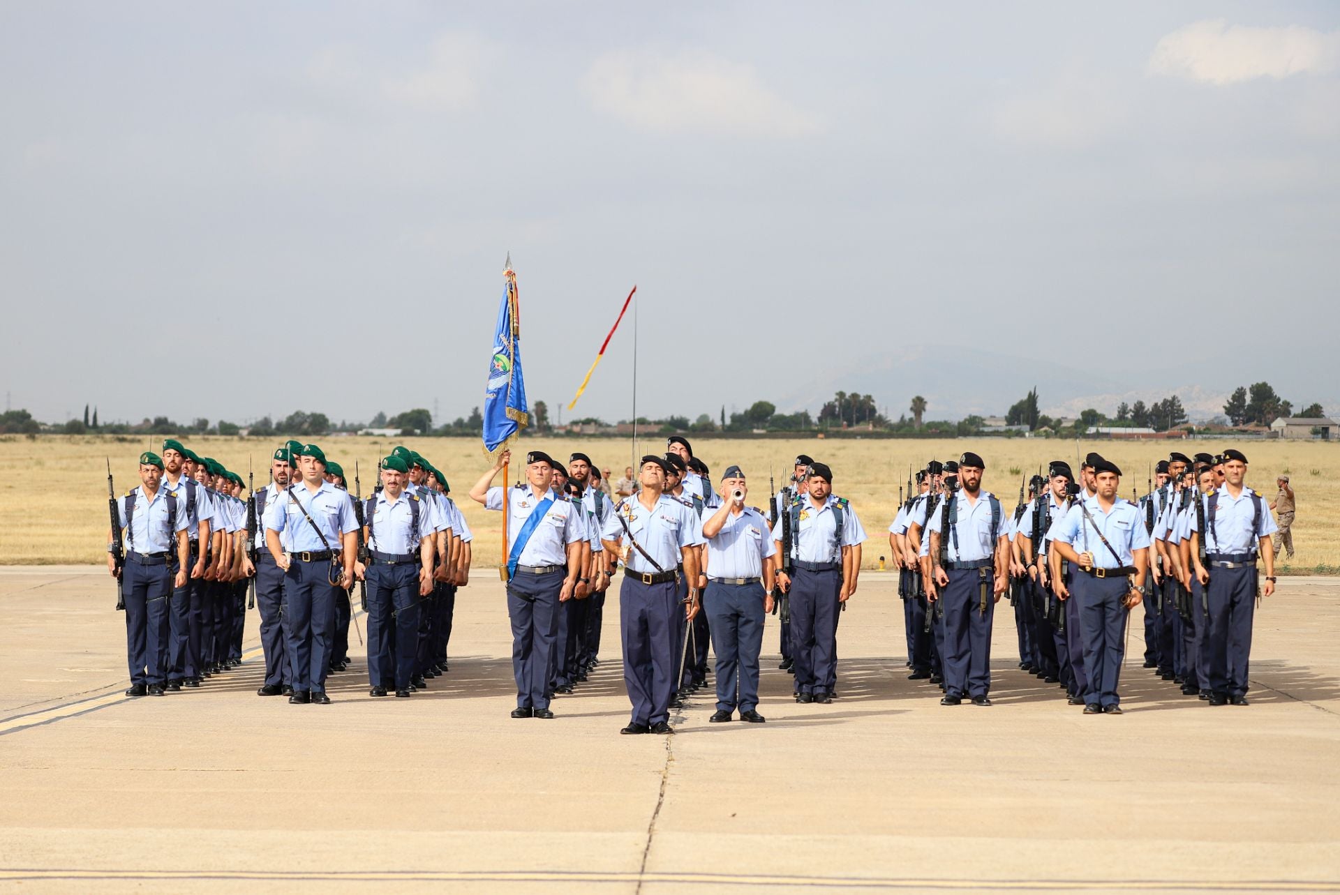 La toma de posesión del coronel José Ignacio Sánchez-Heredero García como nuevo jefe de la Base Aérea de Alcantarilla, en imágenes