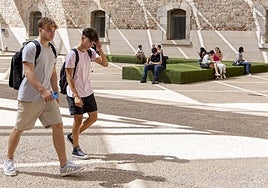 Alumnos de Arquitectura en el antiguo CIM, en la UPCT.