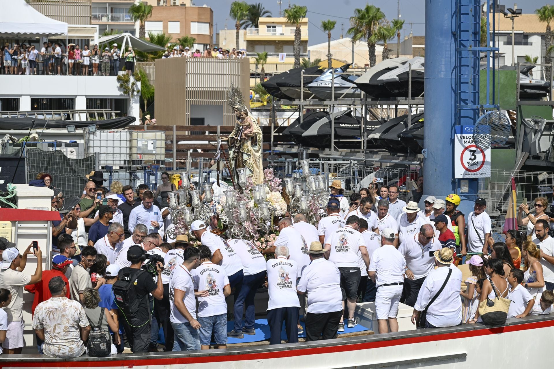 La procesión de la Virgen del Carmen en San Pedro del Pinatar, en imágenes