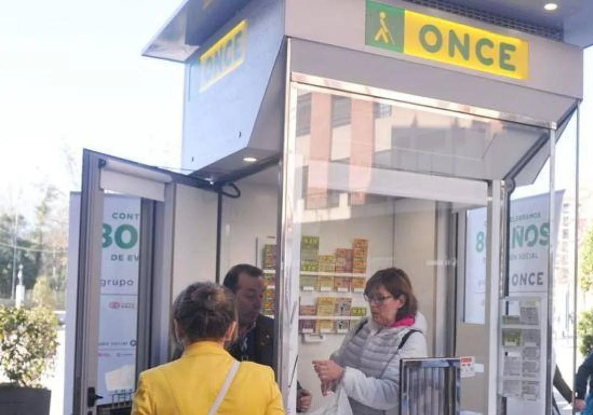 Un kiosko de la ONCE, en una imagen de archivo.