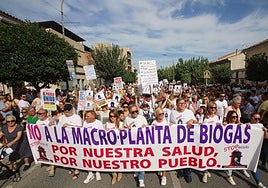 Vecinos de las Torres de Cotillas en una manifestación en contra la planta de biogas, en una foto de archivo.