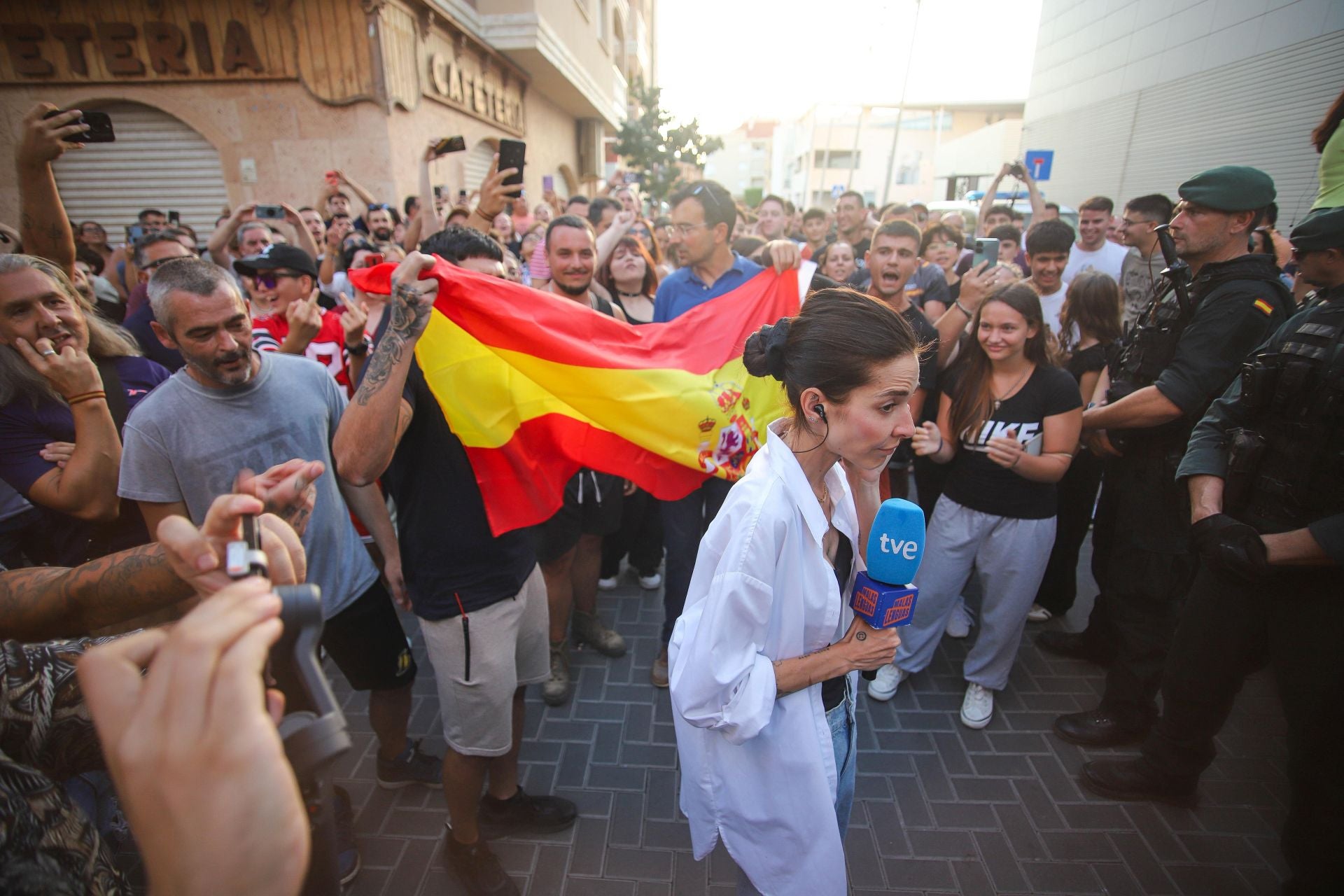Grupos ultras devuelven la tensión a Torre Pacheco este martes con una protesta a medio gas
