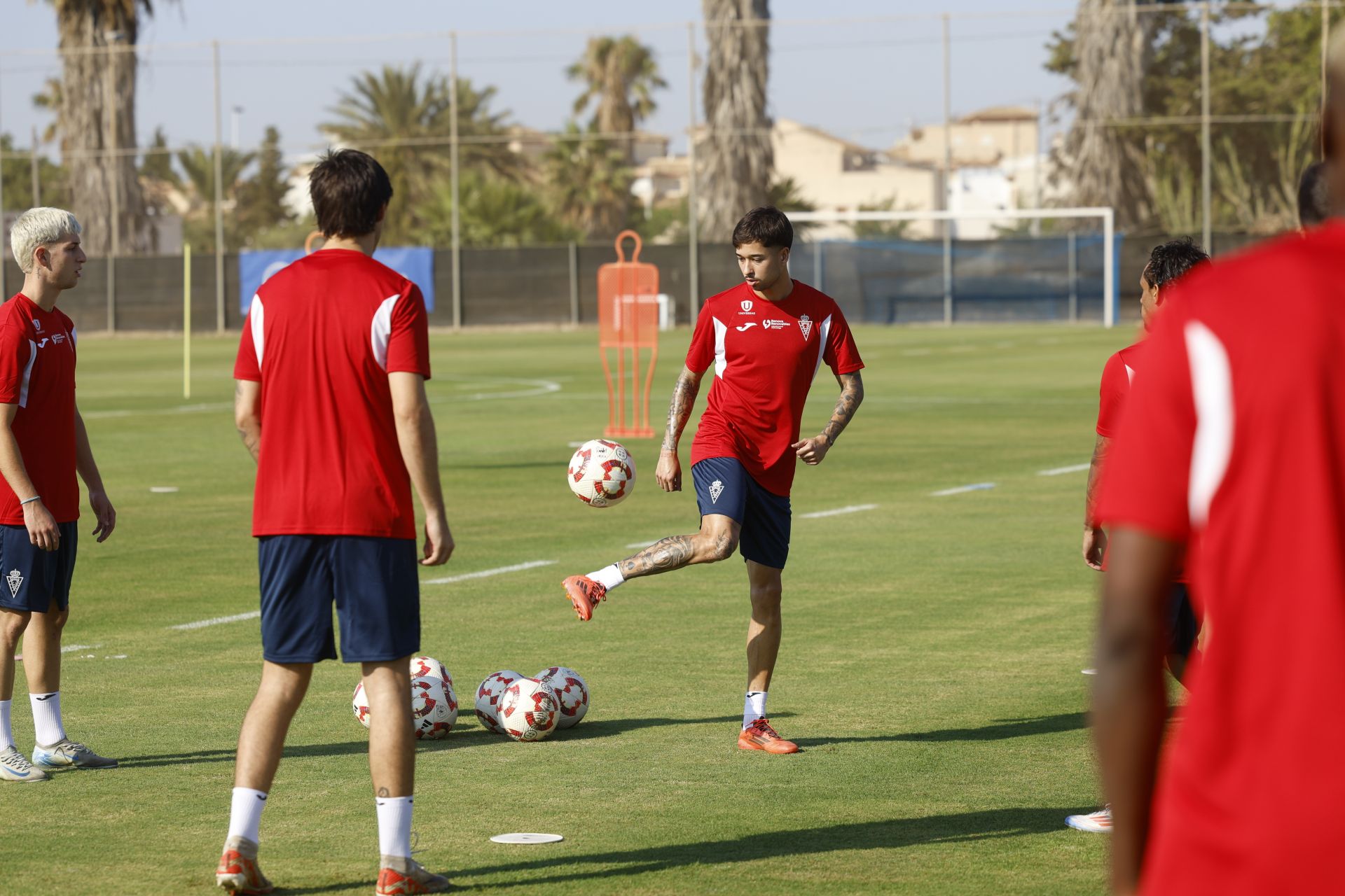 Primer entrenamiento de la temporada 2025-26 del Real Murcia, en imágenes