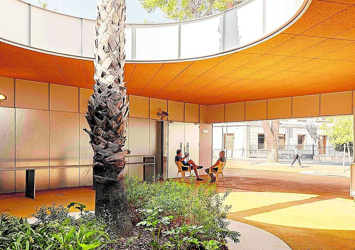 Parque Almansa. Miguel Martínez Castillejo y Pau Batalla Soriano. 2023.