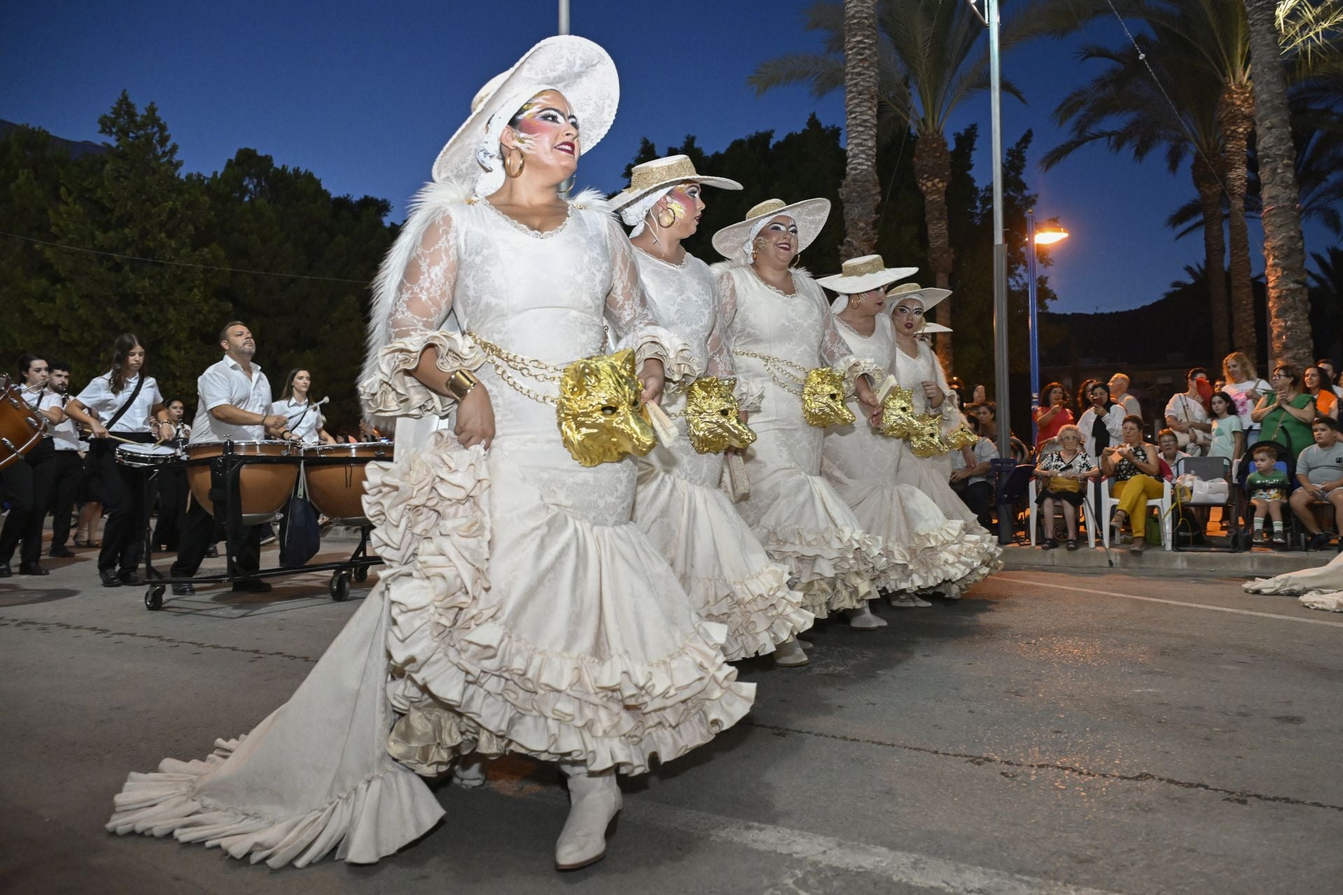 Desfile de la Entrada Cristiana en Orihuela, en imágenes