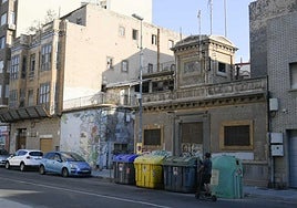 Antiguo transformador eléctrico de la calle real.