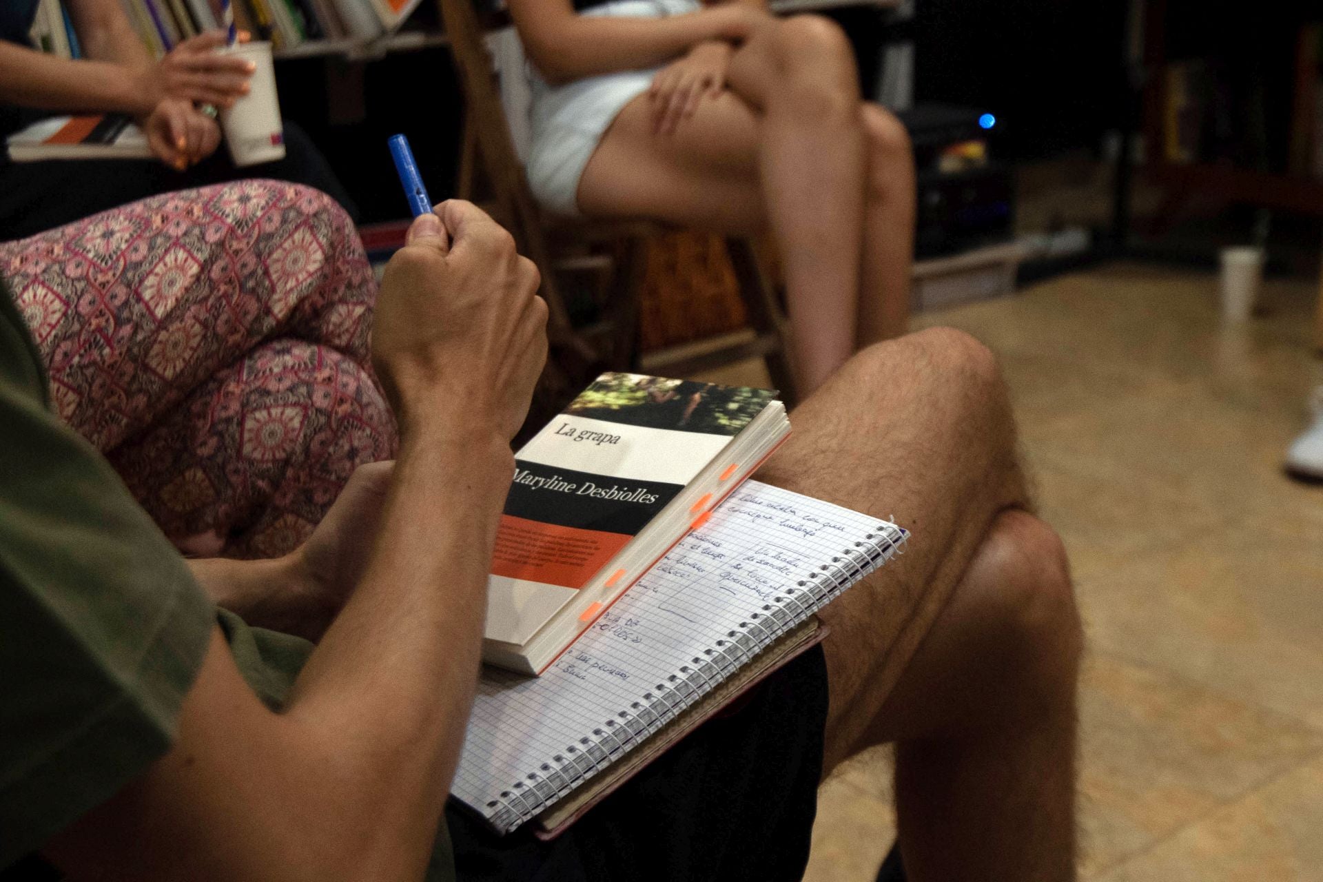 En imágenes, el club de lectura bailado de Libros Traperos y LASALA