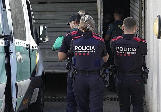 Detención del líder del movimiento supremacista xenófobo Deport Them Now UE, que incitaba a la «cacería» de inmigrantes en Torre Pacheco.