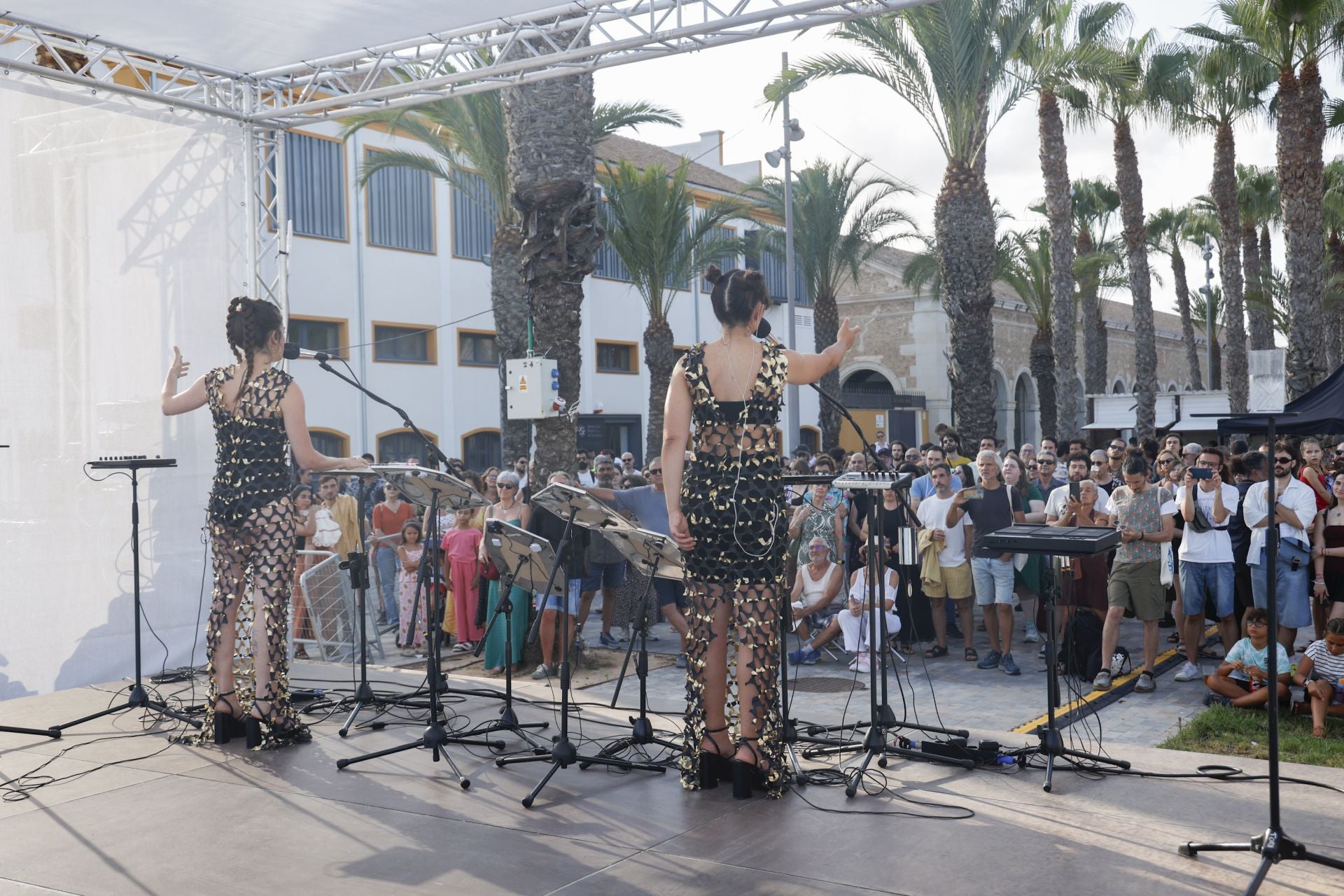 Las imágenes de los conciertos de Guitarricadelafuente, Maestro Espada y Ortiga en La Mar de Músicas