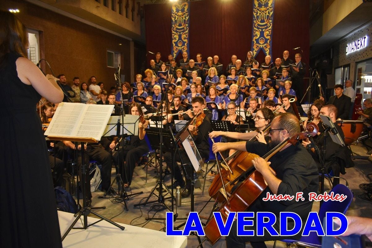 Imágenes de la Misa Solemne de la Apertura del Año Jubilar de la Virgen de las Maravillas en Cehegín