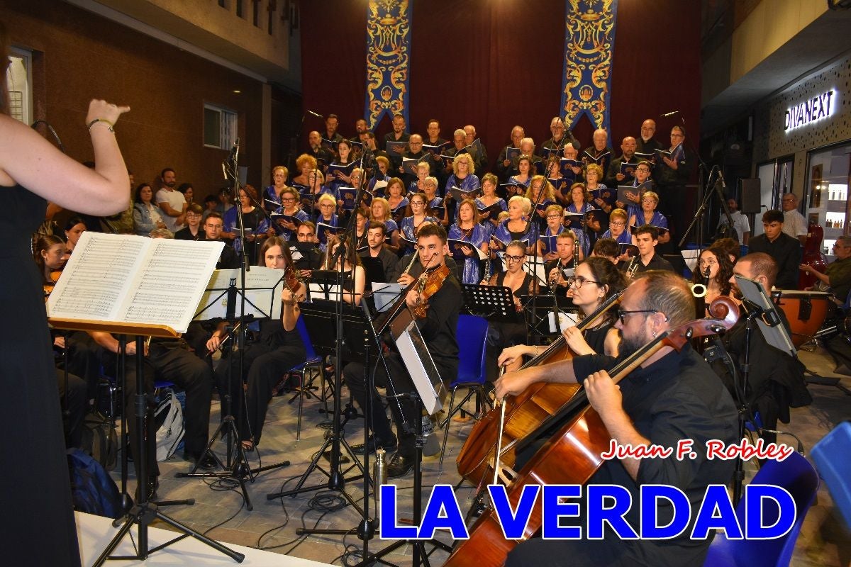 Imágenes de la Misa Solemne de la Apertura del Año Jubilar de la Virgen de las Maravillas en Cehegín
