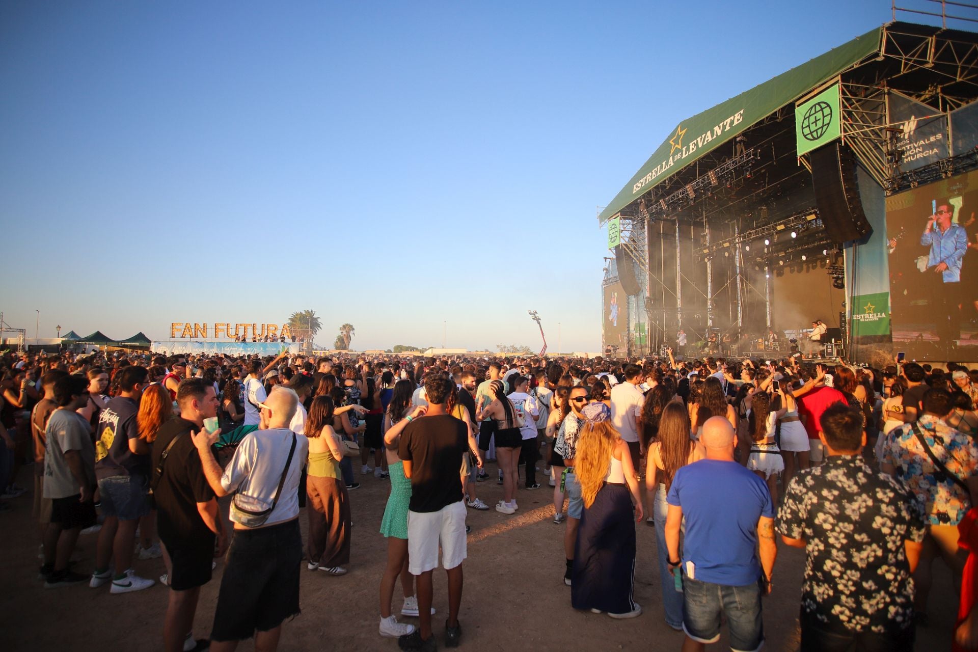 Las imágenes del concierto de Bad Gyal en el Fan Futura Fest