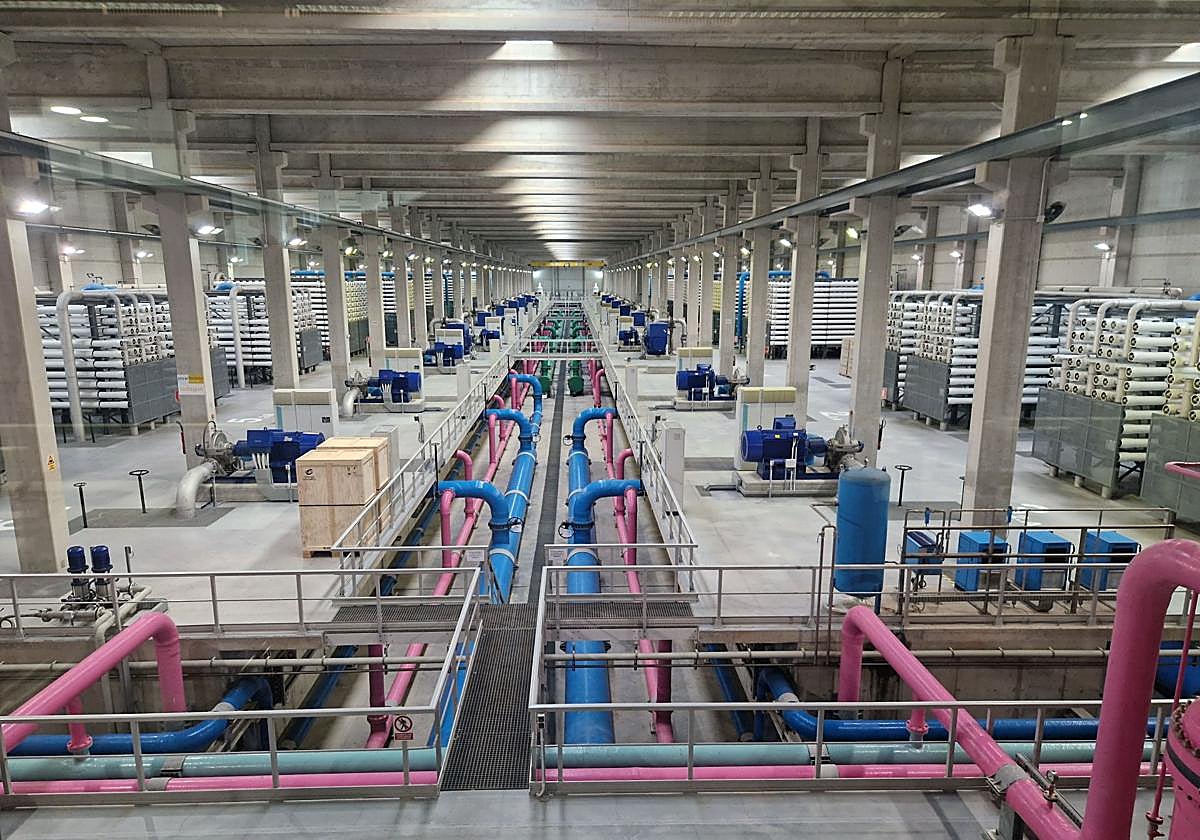 Imagen de archivo de la desaladora de Águilas.