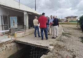 Inicio de los trabajos en uno de los socavones a reparar.