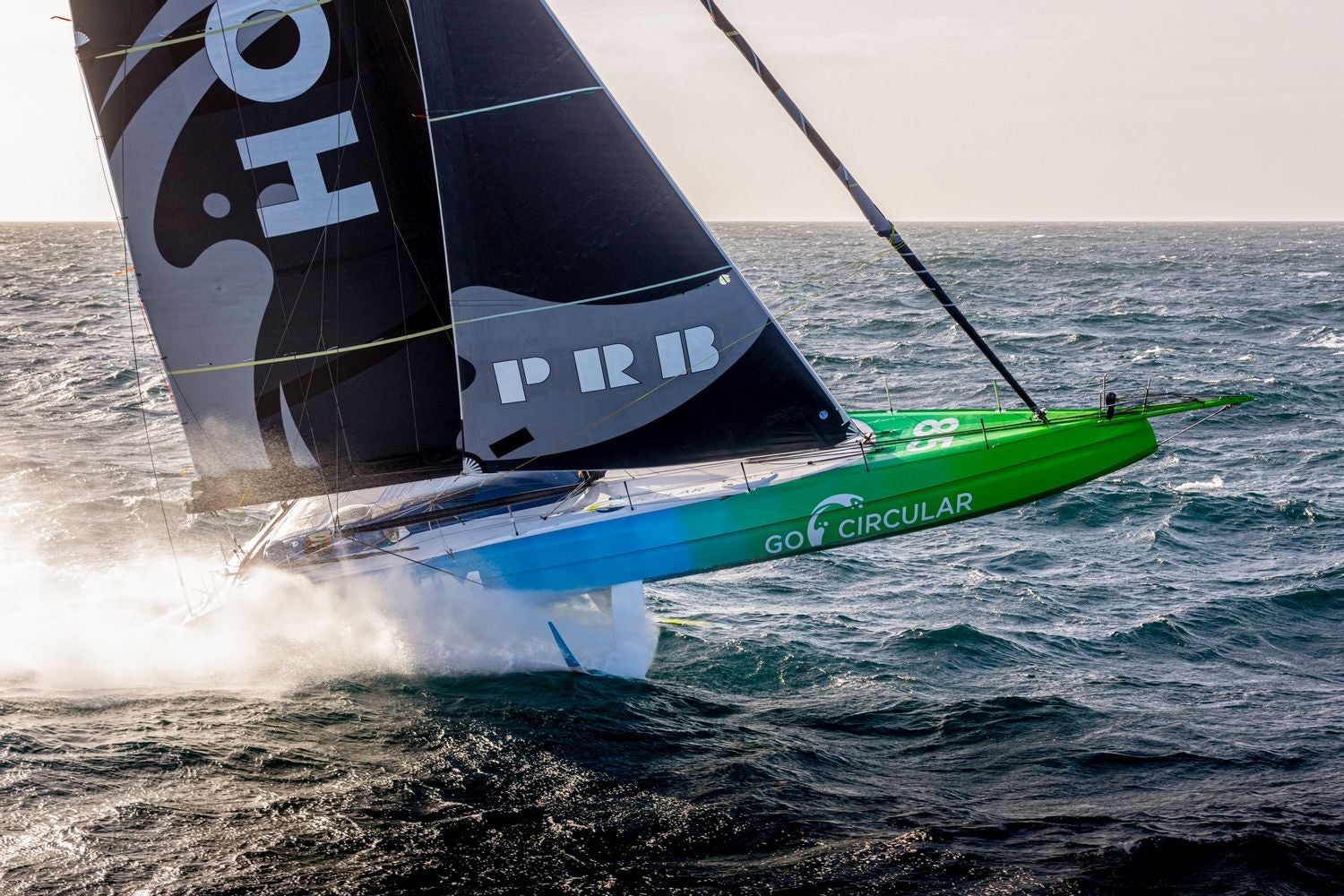 En imágenes, regatistas y embarcaciones participantes en la Ocean Race