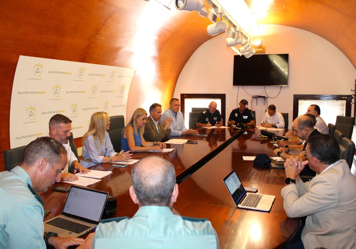 Junta Local de Seguridad presidida por la delegada del Gobierno y el alcalde de Lorca.