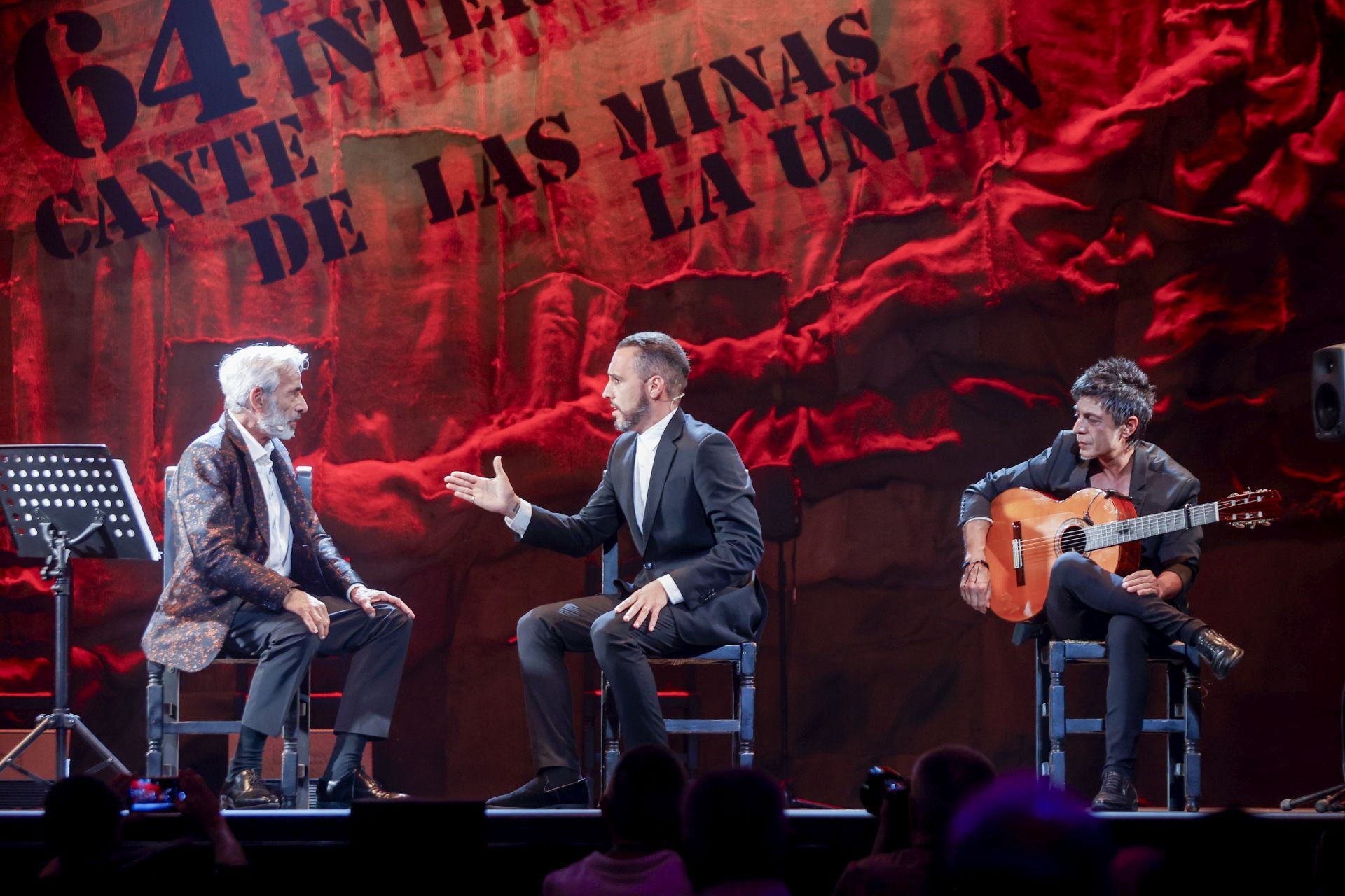 En imágenes, el pregón de Imanol Arias en el Cante de las Minas