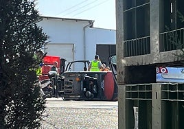 Una carretilla volcada, en uno de los accidentes mortales de este año, sucedido en Cieza.