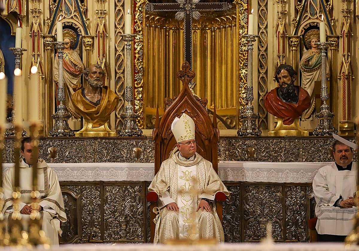 Lorca Planes, en junio, durante la celebración de sus bodas de oro sacerdotales.