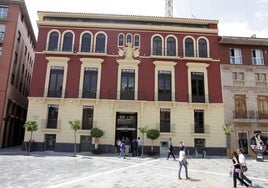 Sede central de Cajamar en Murcia, en la Plaza de Julián Romea.