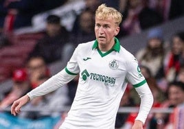 Luca Lohr jugando con el Getafe en el Metropolitano.