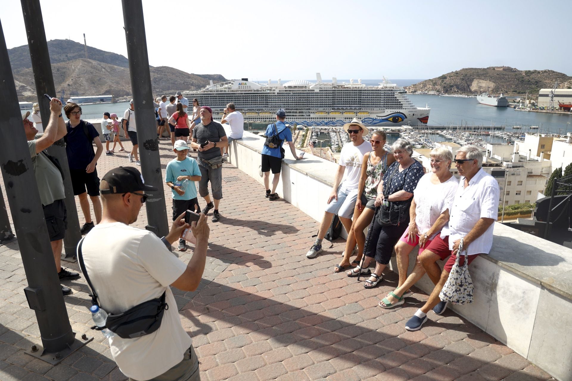 En imágenes, más de seis mil cruceristas desembarcan en Cartagena