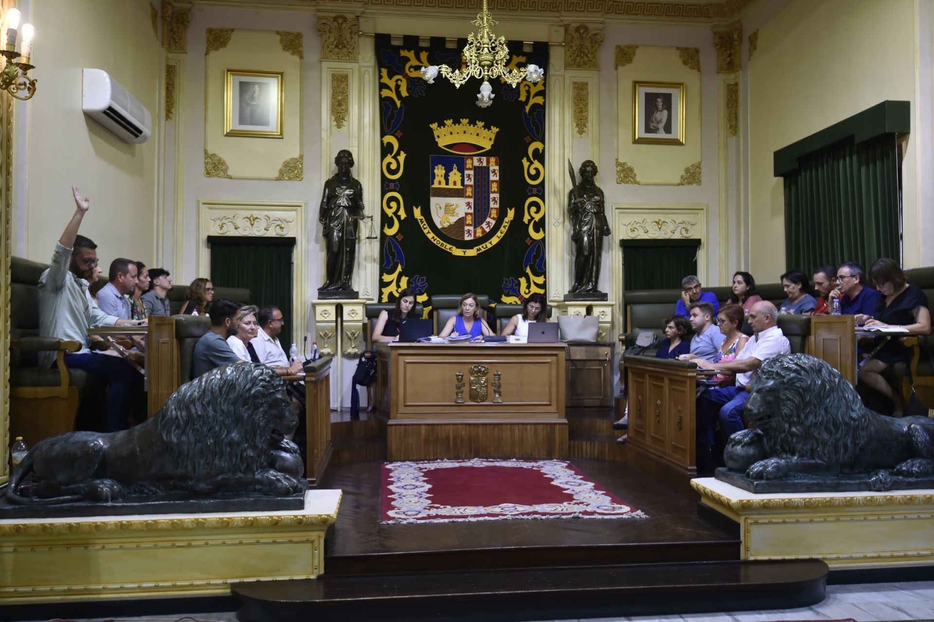 Pleno en el Ayuntamiento de Jumilla de este miércoles, en imágenes