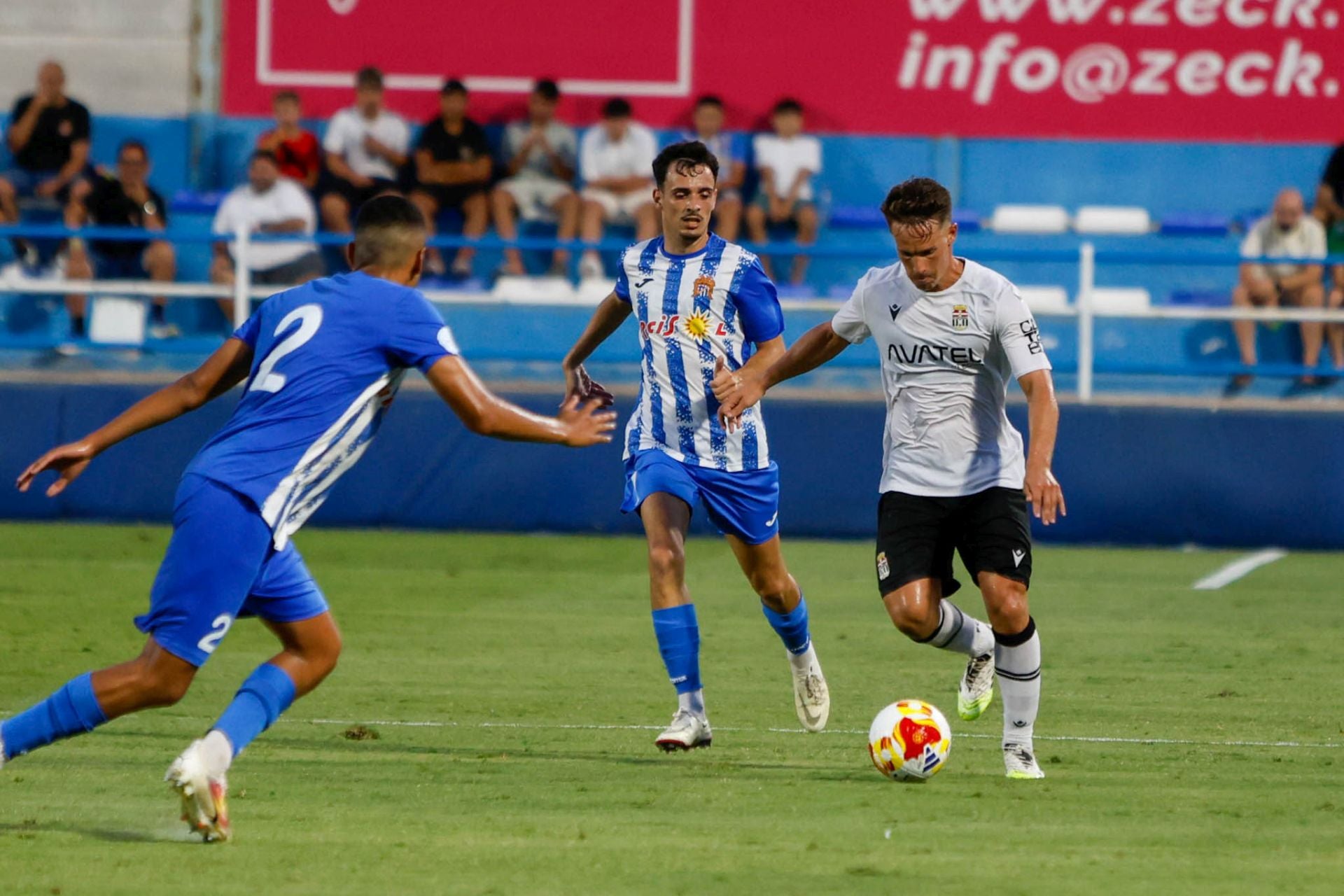 La victoria del Cartagena en Águilas, en imágenes